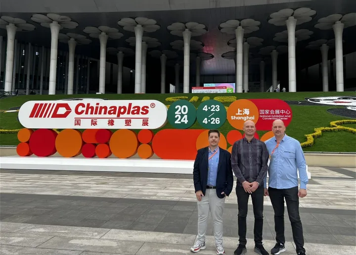 La participación en la Feria Internacional de Plásticos Chinaplas 2024 revela la evolución del sector en Asia 